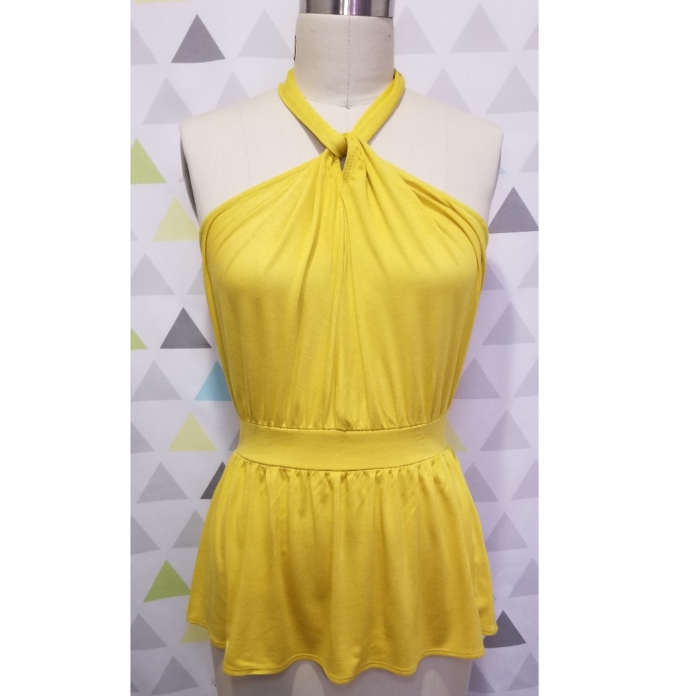 NWT Soprano knit top size L